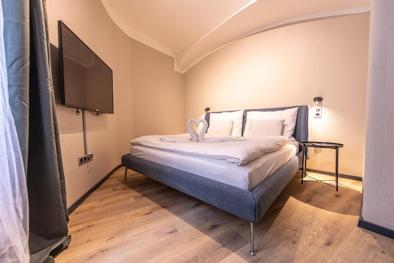 Bedroom 2, Prague Locals Monastery Apartments, Praha 1