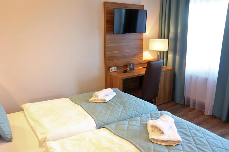 Bedroom 3, Sporthotel Dorum GmbH, Cuxhaven
