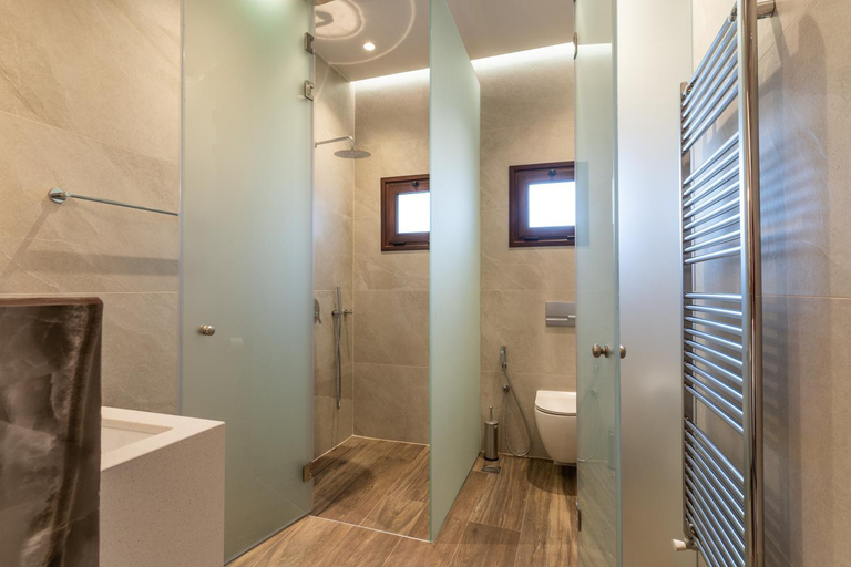 Bathroom 3, LYDIA suites and rooms, Central Macedonia