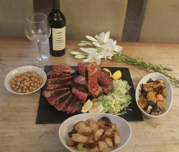 Food & Drinks