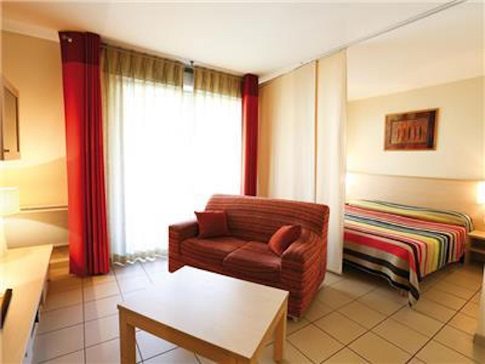 Bedroom 3, La Villa Du Lac- 3 rooms for 6 people, Ain