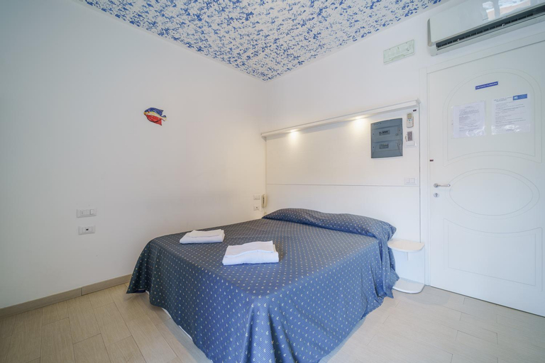 Bedroom 4, Affittacamere Vista Mare, Livorno