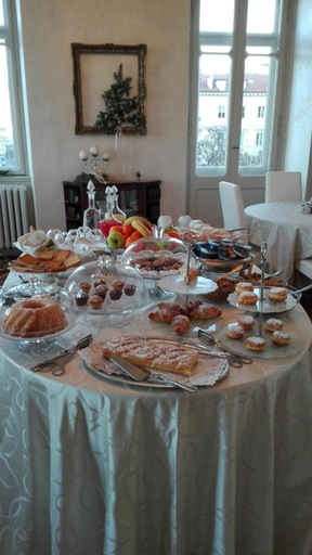 Food & Drinks 4, Piazza Venezia Le Camere, Trieste