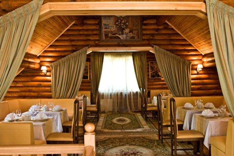 Food & Drinks 3, Resort Stariy Prud, Borodians'kyi