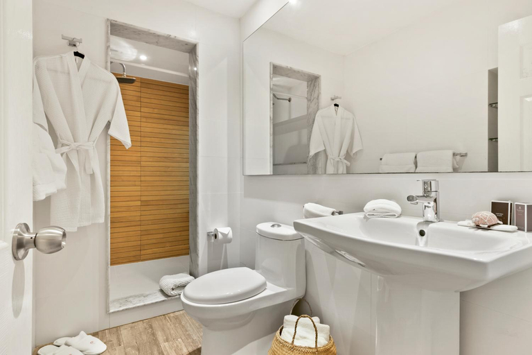 Bathroom 4, Casa Tortugas Boutique Hotel, Benito Juárez