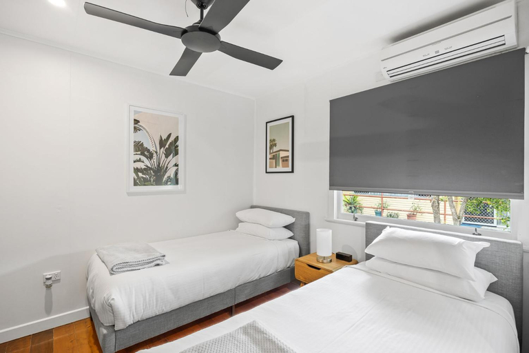 Bedroom 2, Summer Breeze, Noosa - Tewantin