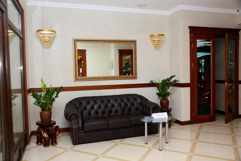 Public Area, BeSt Hotel and Restaurant complex, Dunaievets'kyi