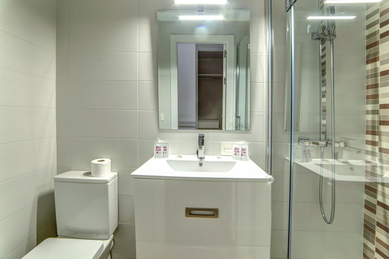 Others 4, Hostal Lar, Burgos