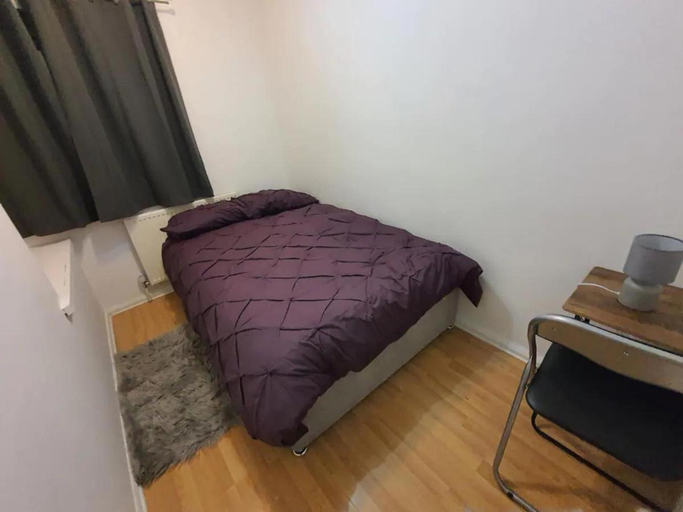 Others 5, Double Bedroom WD Greater Manchester, Rochdale