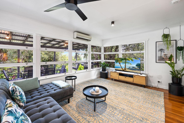 Others 5, Summer Breeze, Noosa - Tewantin