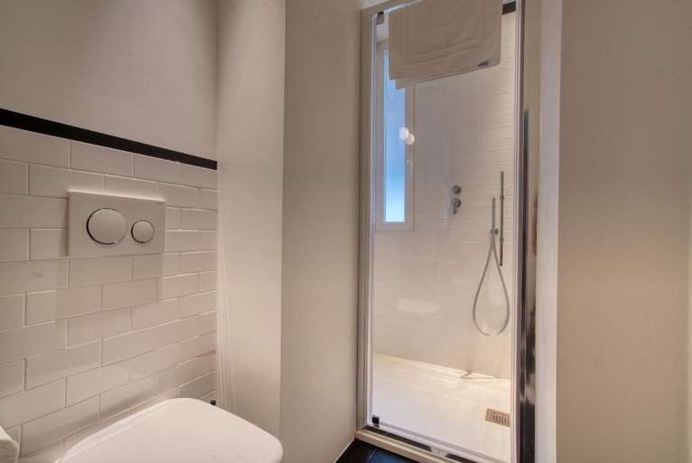 Others 4, GuestHost - Dimora Claudia Luxury Rooms, Milano