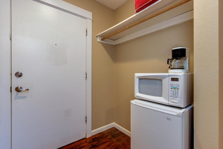 Amenities 17