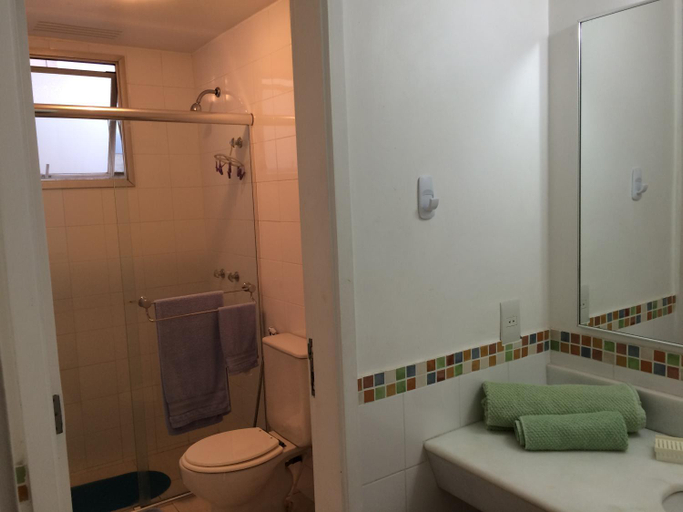 Bathroom 3, Copacabana One Flat, Rio de Janeiro