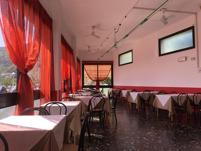 Food & Drinks, Hotel Monique, Savona