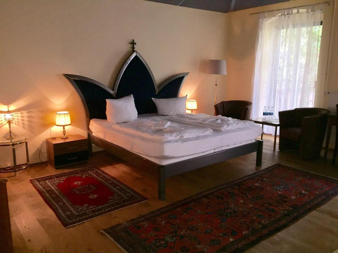Bedroom, Pension Tempelhof, Berlin