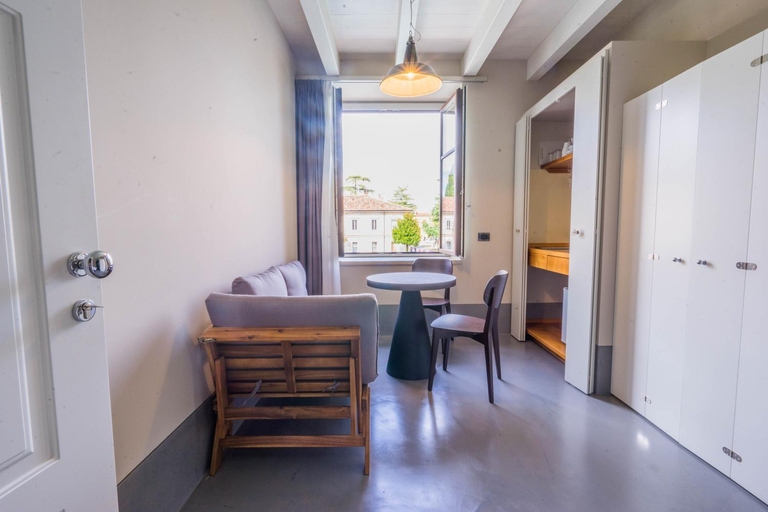 Others 5, CABANON urban apartments, Verona