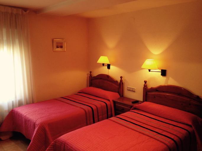 Others 5, Hostal Nicolas, Soria