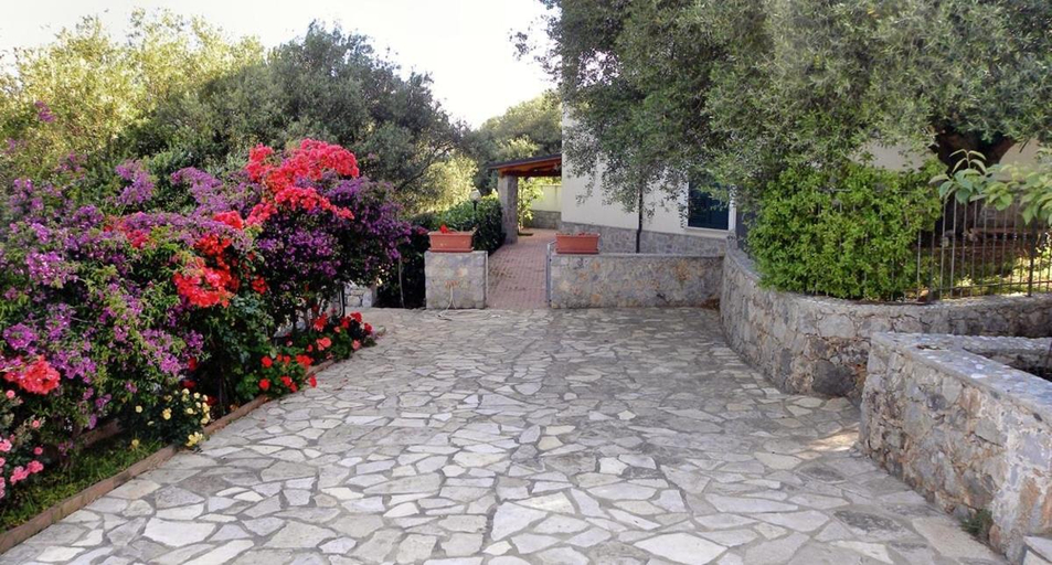 Others 5, Seamoon Residence, Salerno