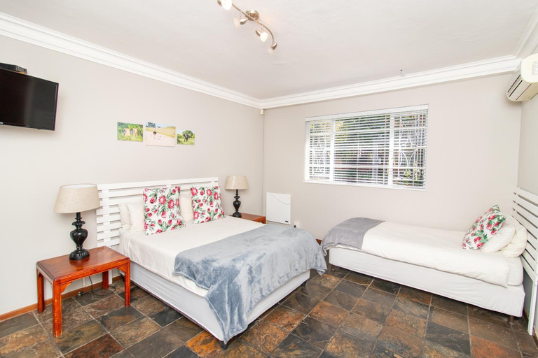 Others 5, Glenmore Guesthouse, Mangaung