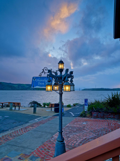 Others 2, Shorelight Inn, Solano