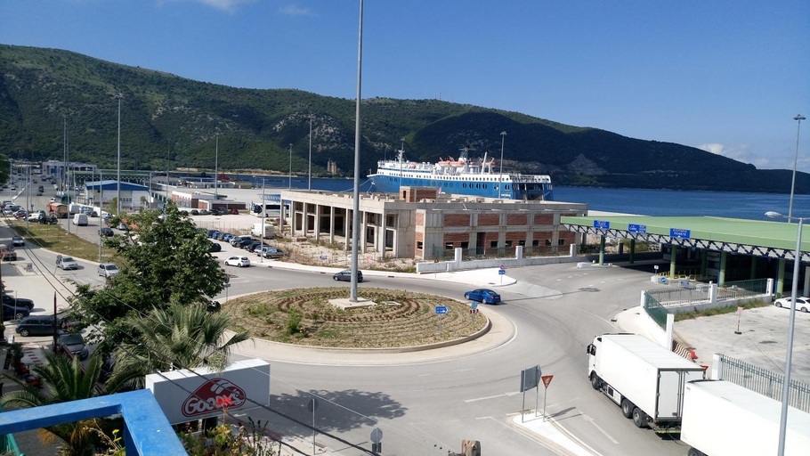 Others 4, Oscar Hotel, Epirus