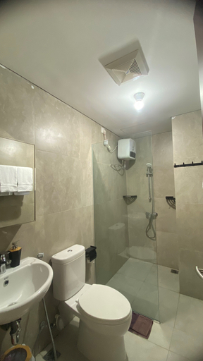 Bathroom 5, Apartemen Pollux habibie, Batam