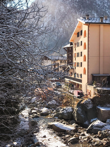 Hotel Cristallo, Vercelli