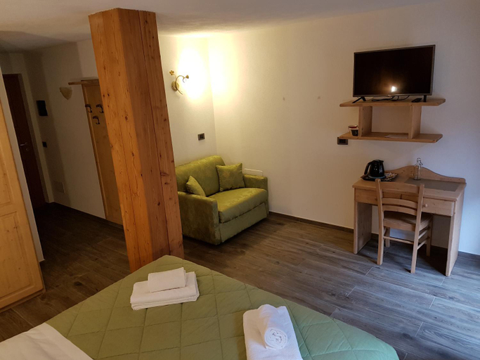Others 2, Le Nid de l'Aigle, Aosta