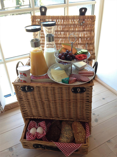 Others 4, Tasinge B&B, Svendborg