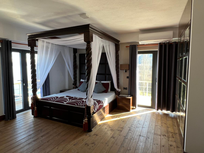 Bedroom 6