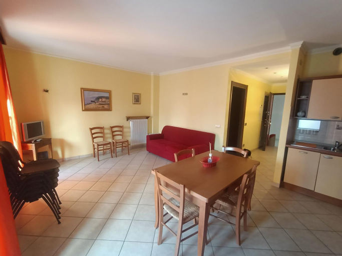 Dining Room 7
