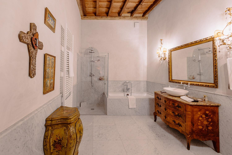 Bathroom 7