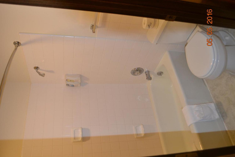 Bathroom 4, Western Inn, Box Elder
