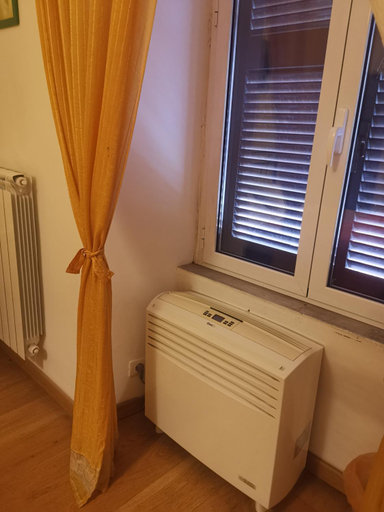 Bedroom 2, Home 103, Rome