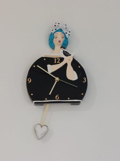 Others 3, Dama sul Mare, Latina