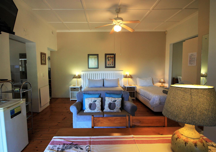 Bedroom 2, Dempsey's Self-Catering Guest House, Nelson Mandela Bay