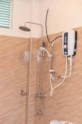 Bathroom 3, Kithmi Resort, Thamankaduwa