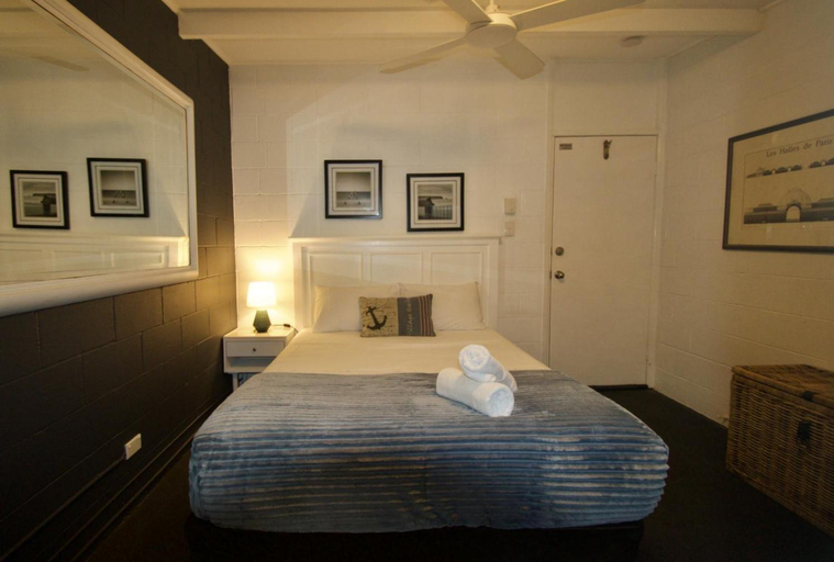 Others 4, Hideaway Noosa Men Only Beach Resort, Noosa - Sunshine-Peregian