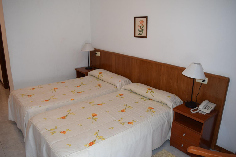 Bedroom 4, Hotel Restaurante Xaneiro, A Coruña
