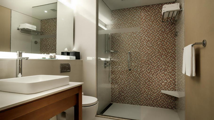 Bathroom 9