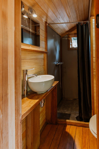Bathroom, Le Bois Saint Martin, Charente-Maritime