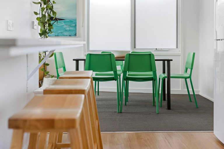 Others 4, Moody's Beach Apartment, Mornington P'sula - South
