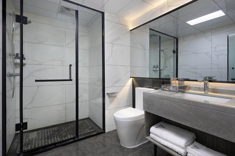 Bathroom, Unitour Hotel (Xiangxiang Dongfeng Square), Xiangtan