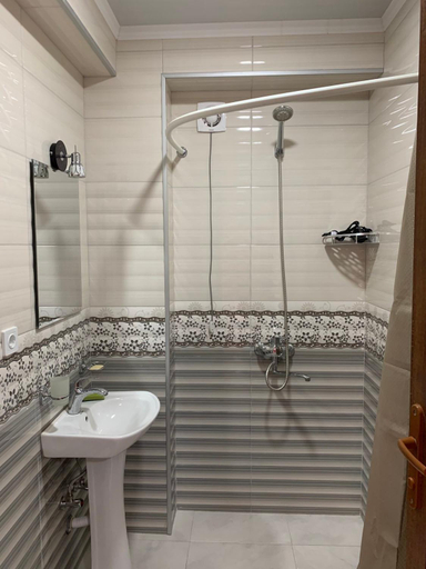 Bathroom 2, ART HOLE, Tskaltubo
