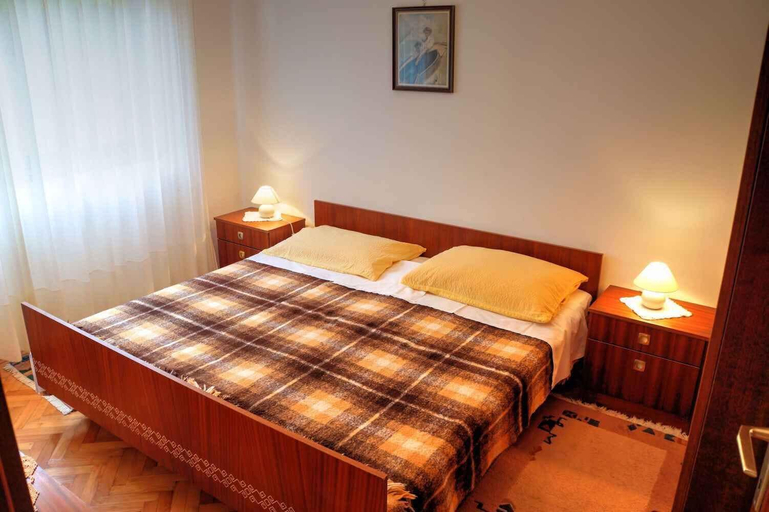 Bedroom 3, Ferienwohnung mit Terrasse, Crikvenica