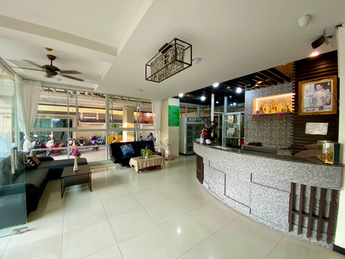 Food & Drinks 5, Tycoon Suite Hotel, Pattaya