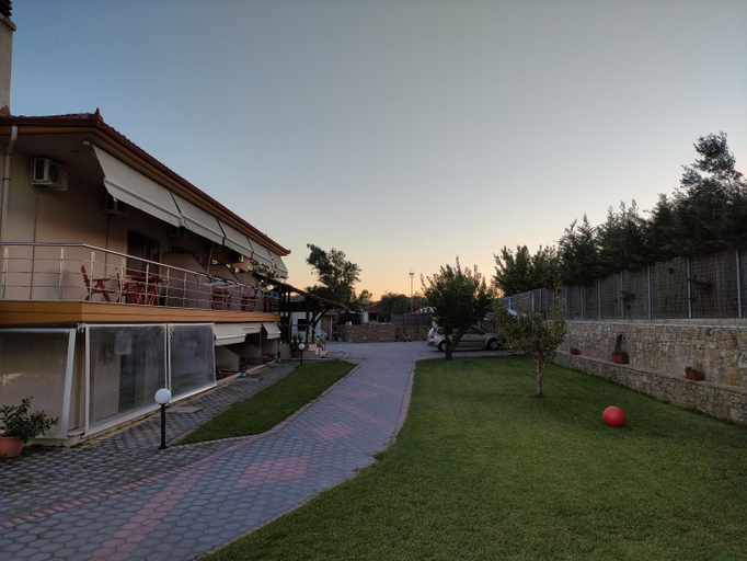 Others 2, Meltemi, Central Macedonia