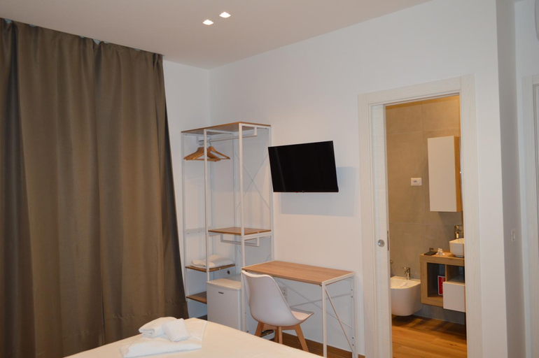 Bedroom 2, CHICCA DI PUGLIA, Bari