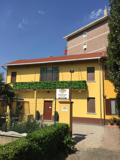 Others 4, Location Lory, Varese