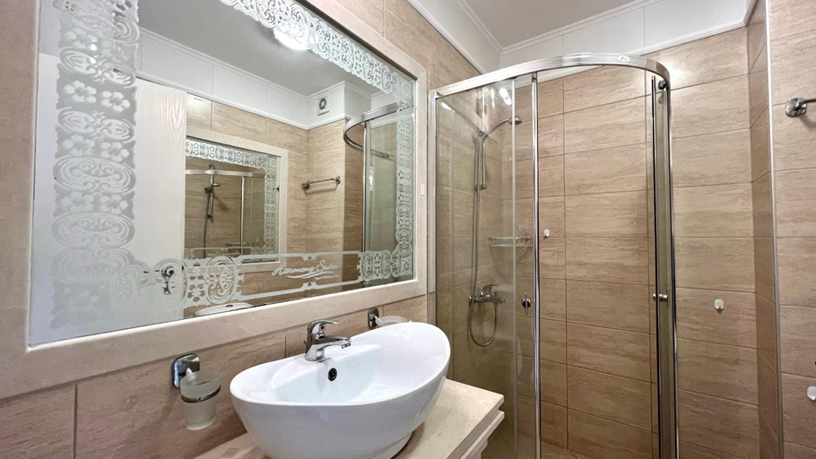 Bathroom 3, Bratanov Harmony Monte Carlo, Nesebar